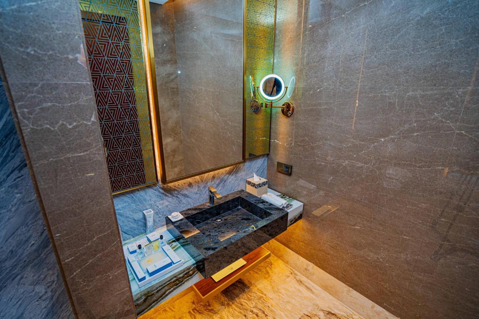 Hotel Velero Doha 5*
